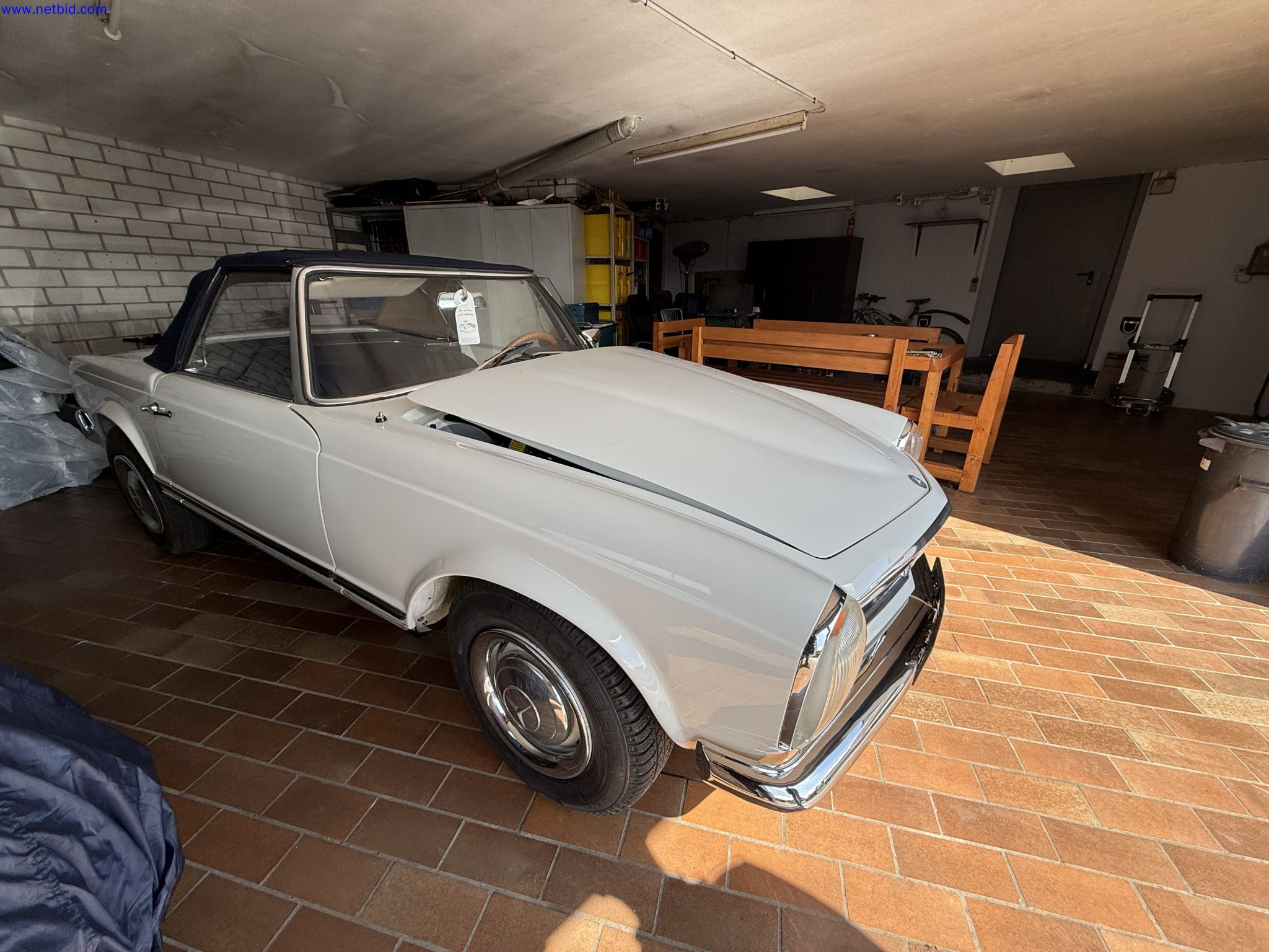 Oldtimer Mercedes-Benz 250SL Automatic (W113 Pagode)